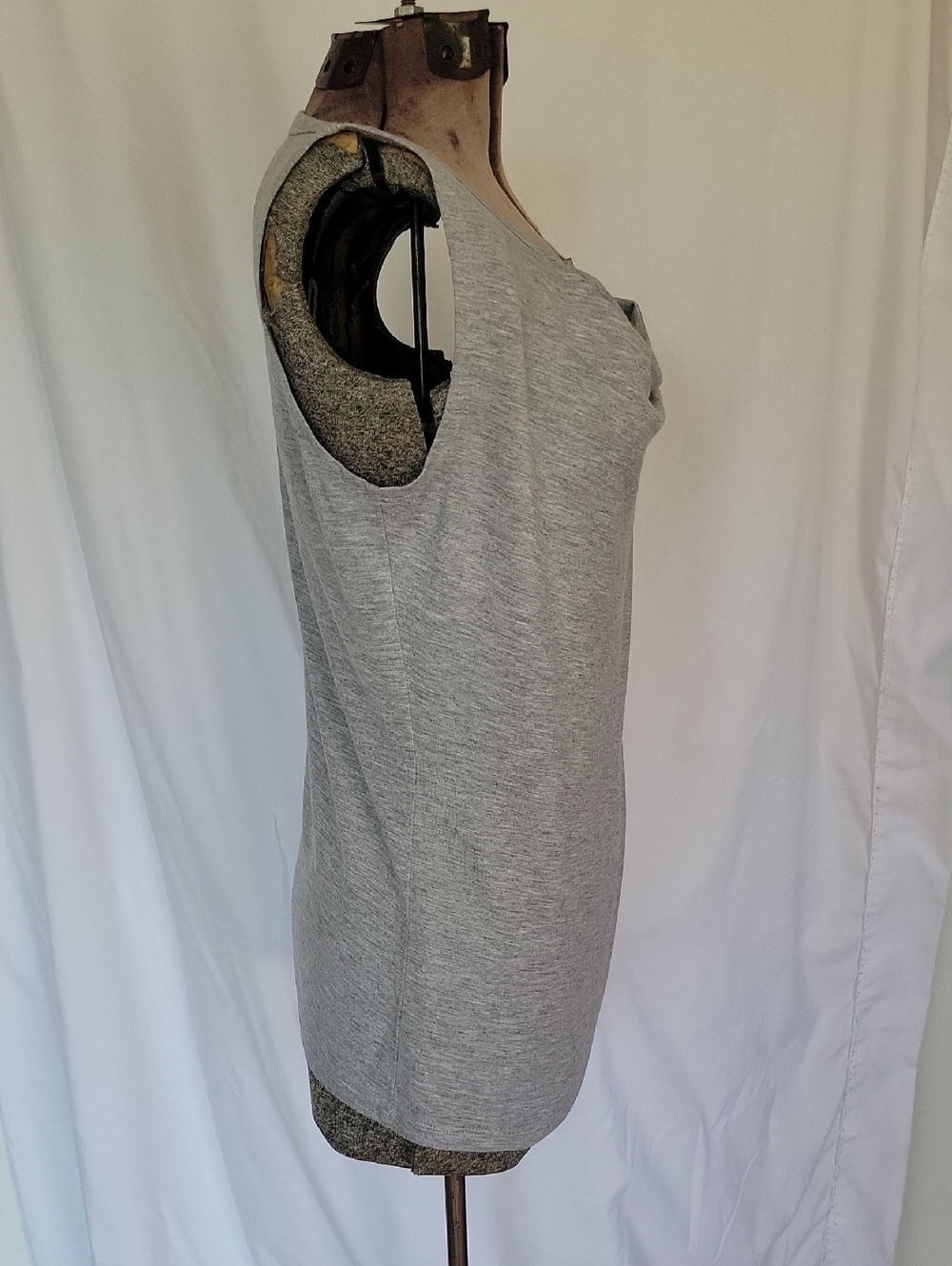 Michael Kors Tank Top, Small, Gray/Silver - Picture 5 of 8
